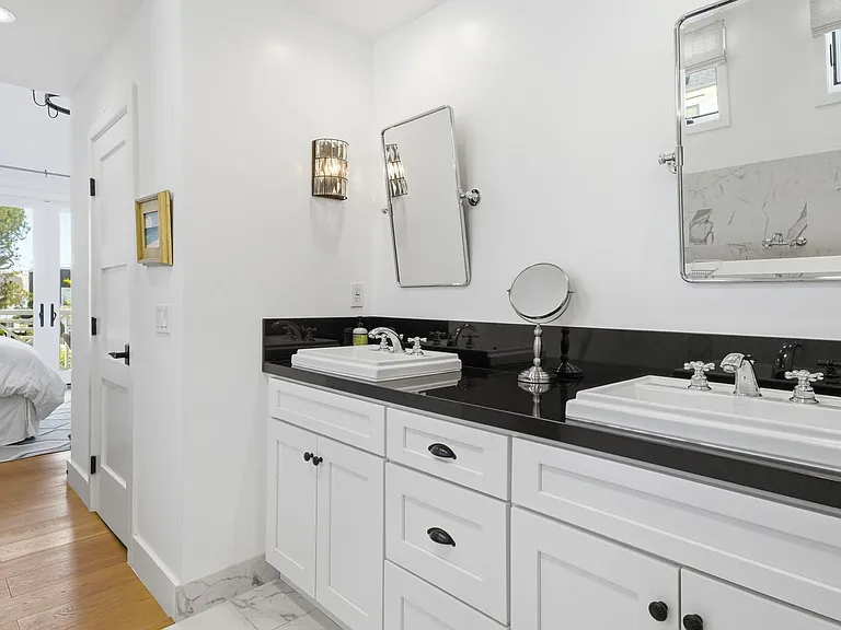 305 Montero St — Photo 16