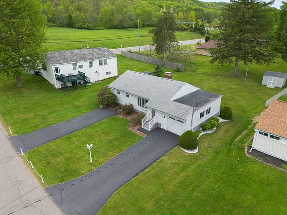 2nd image of 1 Brook Ave