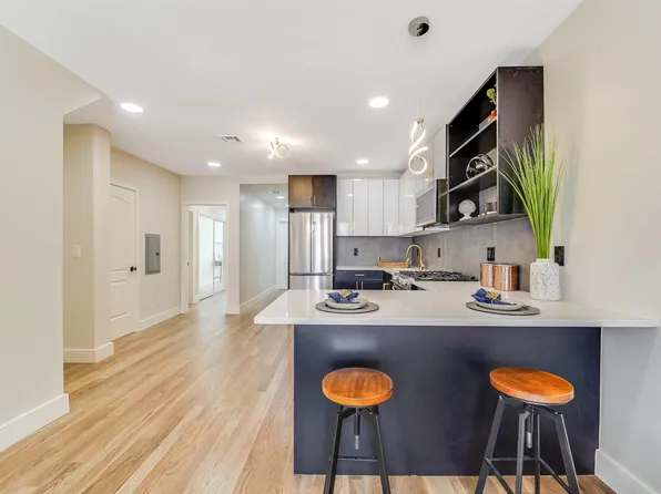 623 38th Street image 14 of 24