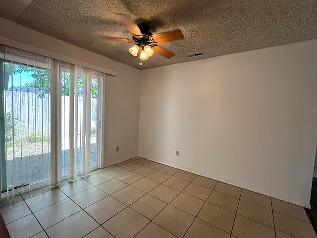 305 Saint Michael Ct — Photo 10