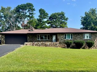 1009 Locust St, Mountain Home, AR 72653