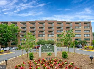 1951 Sagewood Ln APT 118, Reston, VA 20191