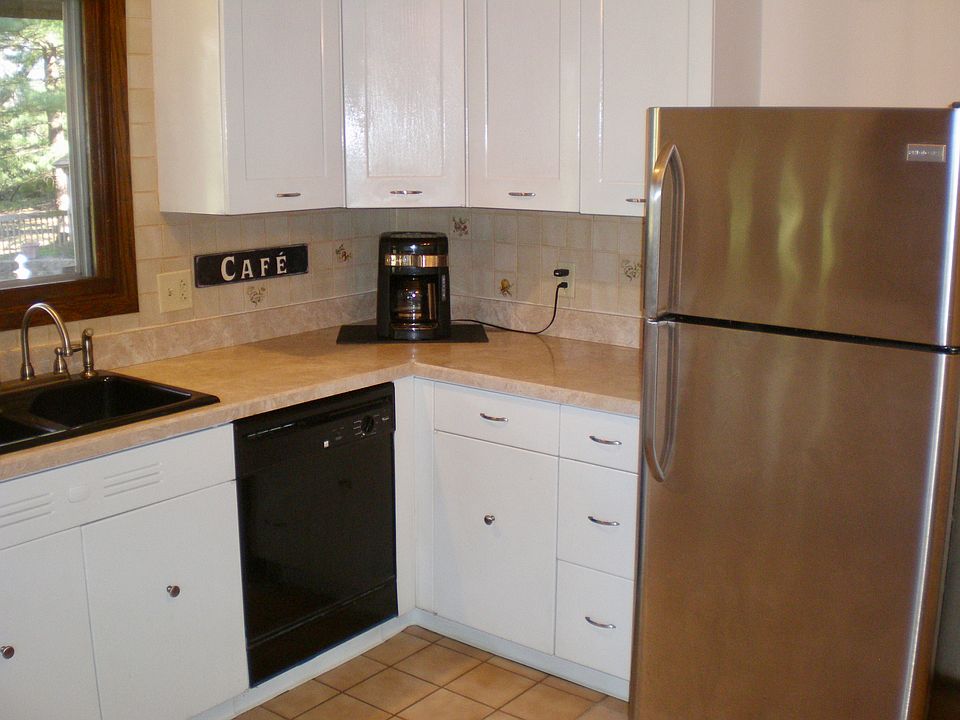 1st image of 41W924 Woodland Dr