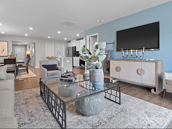 5th image of 183 Brentwood Dr #18