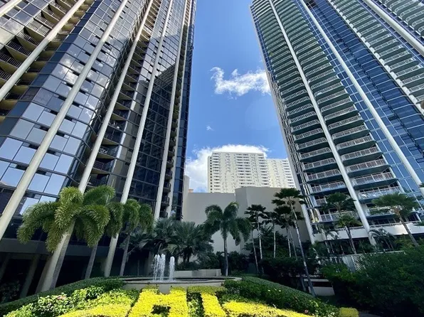 60 N Beretania St APT 2406, Honolulu, HI 96817