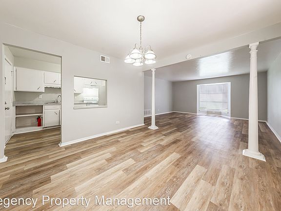 4th image of 6014 Blanco Rd APT 107