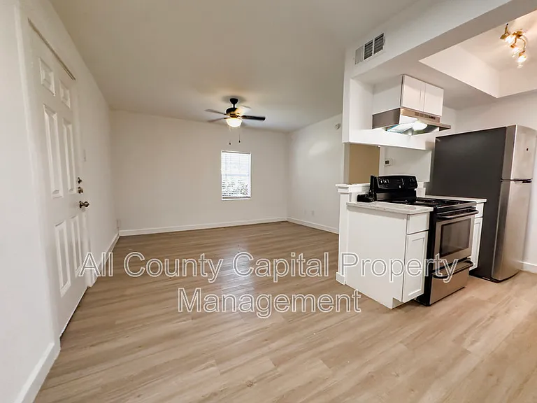 4501 Witham Ln #107 — Photo 7