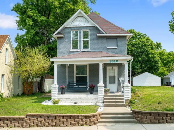 1818 Hillside Ave N, Minneapolis, MN 55411