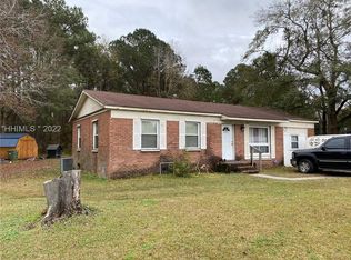 20 Walter Dr, Beaufort, SC 29906