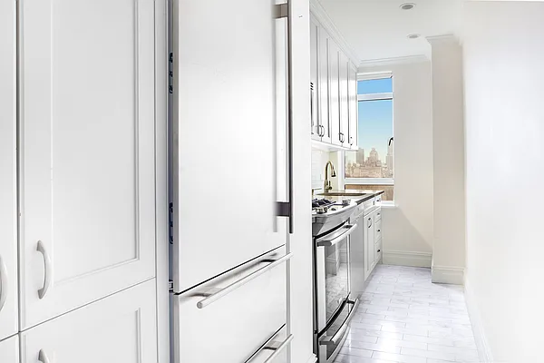 Rented by Compass | media 28