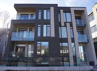 404 Eden Ave #304, Ottawa, ON K1Z 5H9
