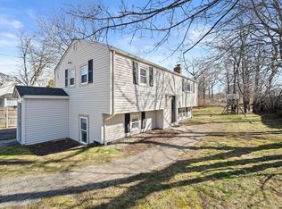 1 Bradley Woods Dr, Hingham, MA 02043