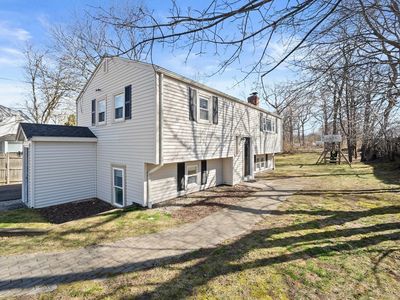 1 Bradley Woods Dr, Hingham, MA, 02043