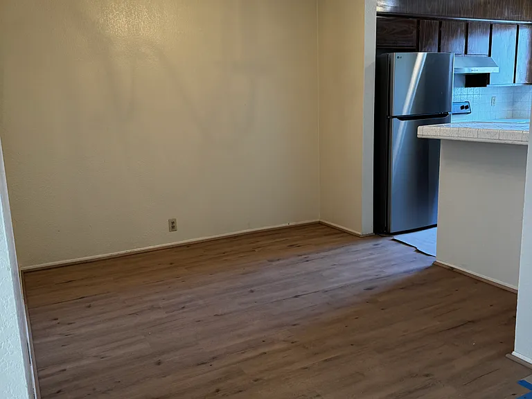 4120 Venus St #D — Photo 3