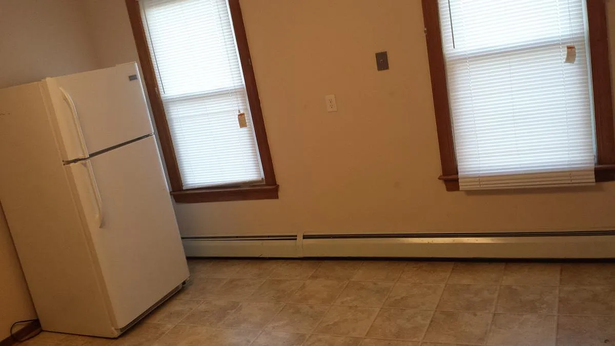2 bed, $1,550 — Photo 2