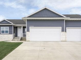 2206 Andy Ave, Cedar Falls, IA 50613