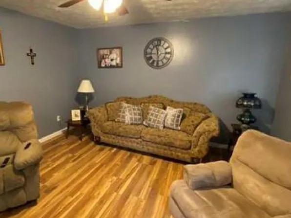 110 Liberty Dr, Mount Vernon, KY 40456