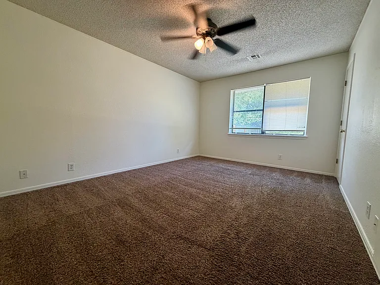 8206 N 122nd East Ave — Photo 9