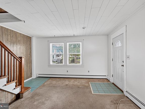 5th image of 235 Madison St