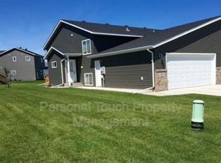 2320 5th St W APT B, West Fargo, ND 58078