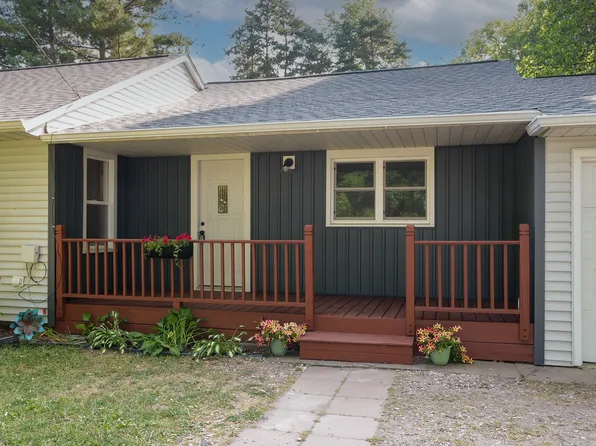 61 Culbert Dr, Hastings, MI 49058