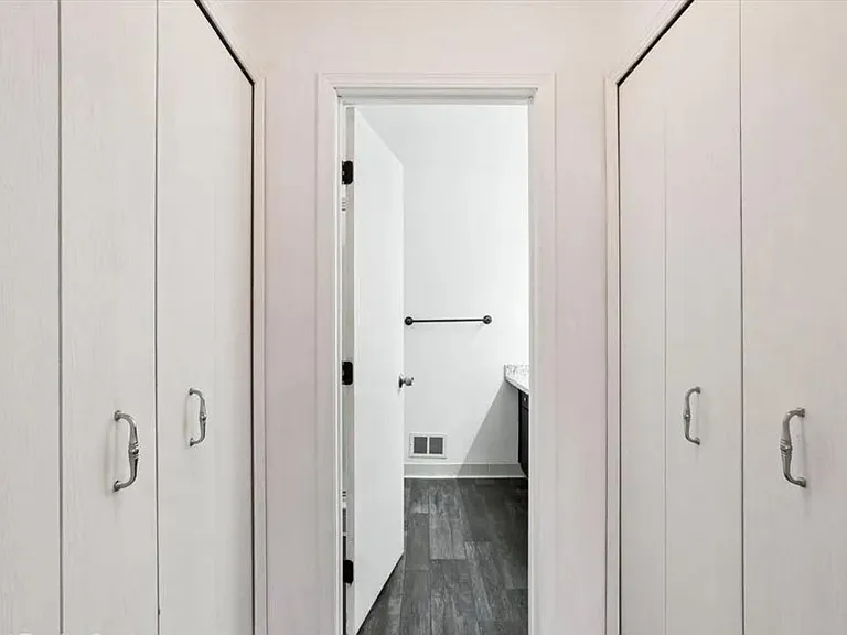 1715 Fern Ct — Photo 17