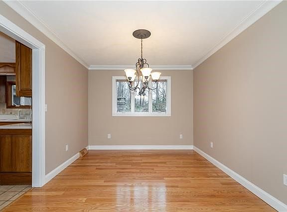 5th image of 28 Mill Ln