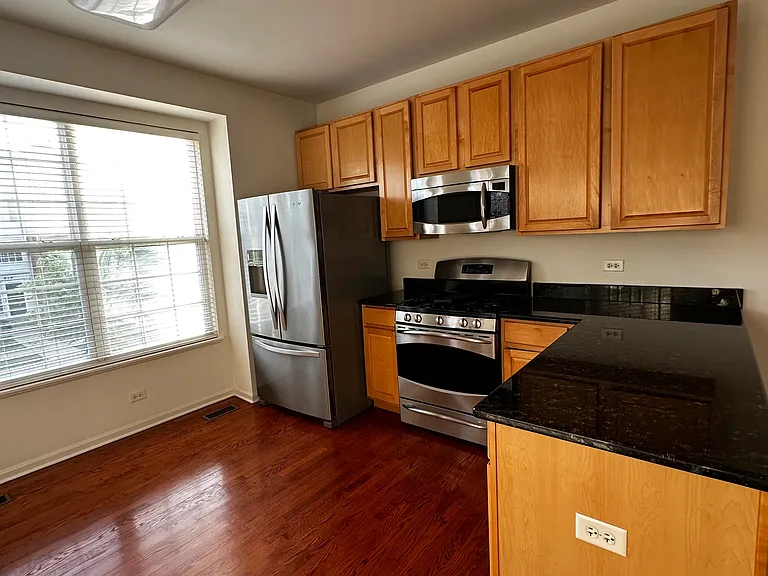 815 Brodhead Dr — Photo 7
