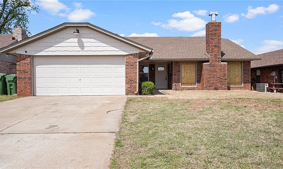 1st image of 1039 Royal Ln
