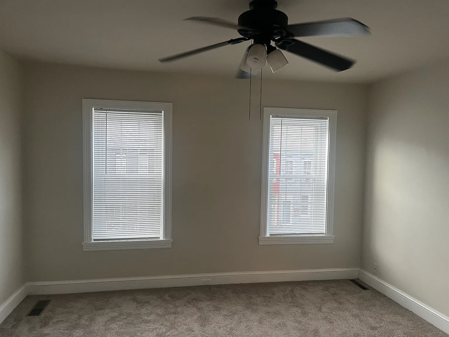 3 bed, 1430 sqft, $1,850 — Photo 2