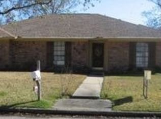 850 Nantucket Dr, Beaumont, TX 77706