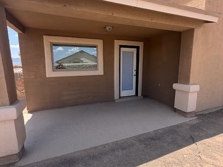 12008 Copper Hill Pl — Photo 32