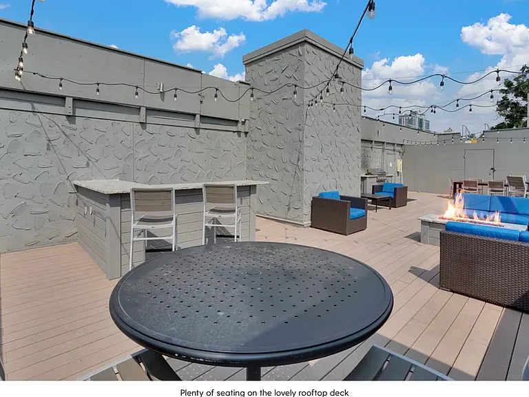 136 S Penn — Photo 17