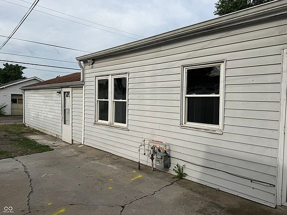 4th image of 3837 English Ave