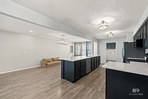 503 W Ariel Ave — Photo 7