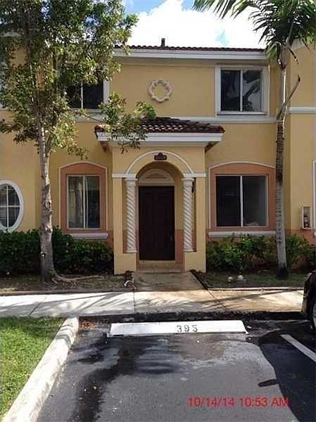 2nd image of 2619 SE 14th Ave