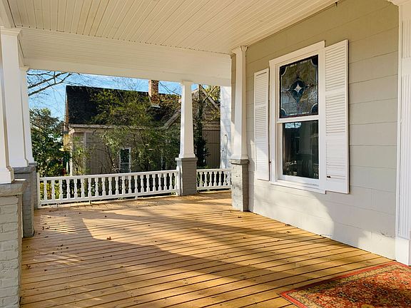 4th image of 109 Ben Hill St #2