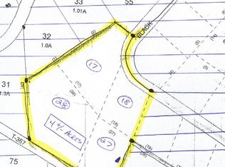 Urban Rd, Hawley, PA 18428