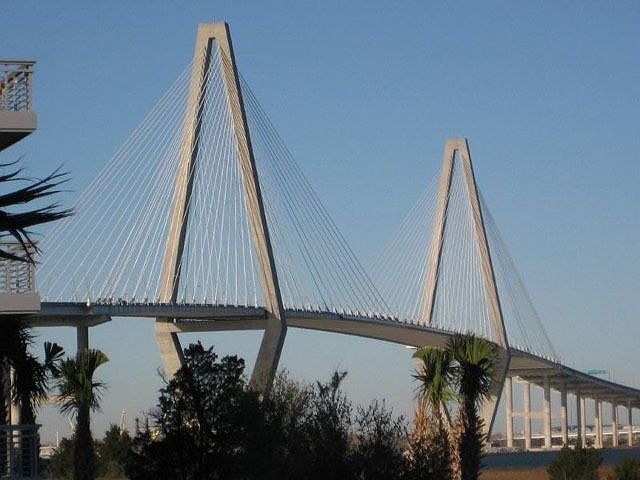 1st image of 355 Cooper River Dr