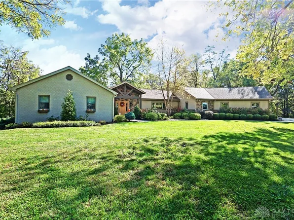 4666 Hollingsworth Rd, Oregonia, OH 45054