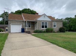 301 Overlook Dr, Lawrenceburg, IN 47025