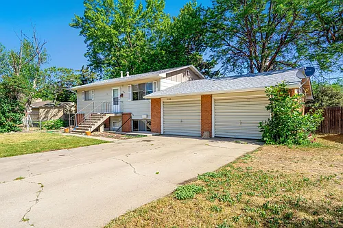 2108 Applewood Rd Photo 1