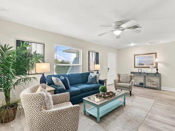 724 108th Ave N #Id1073495p, Naples, FL 34108