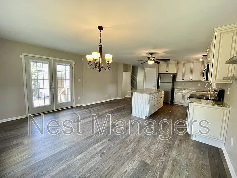 5651 Dodge Dr — Photo 14