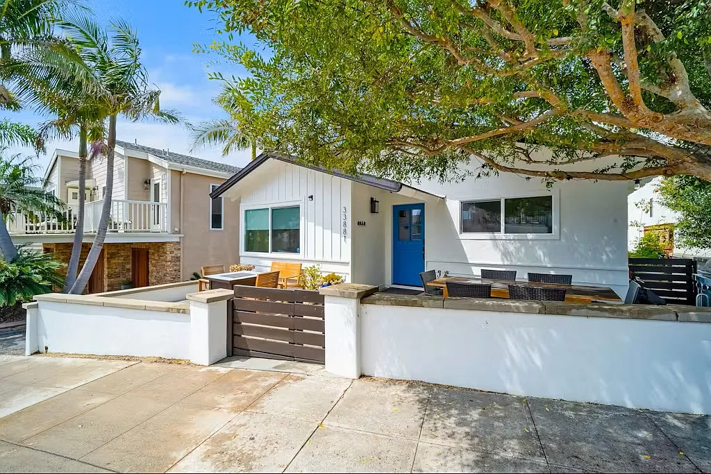 3 bed, 1213 sqft, $7,500 — Photo 1