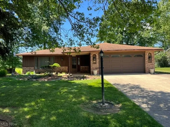 844 Westminister Dr, Brunswick, OH 44212