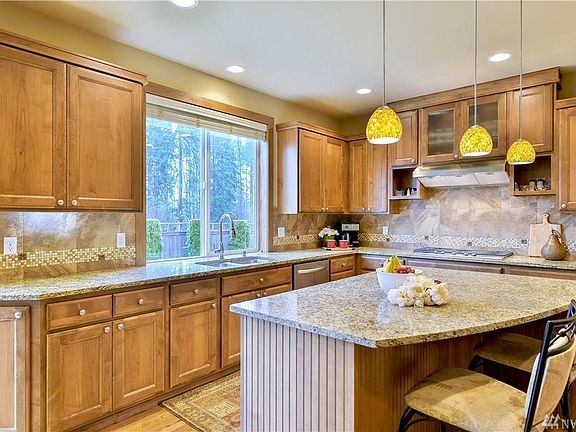 2nd image of 10930 237th Ave NE