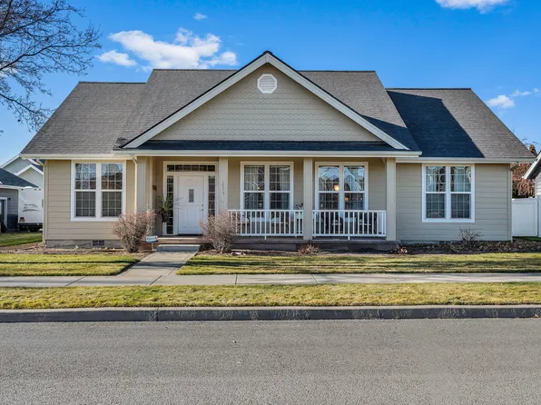 1075 NE Hudspeth Ln, Prineville, OR 97754