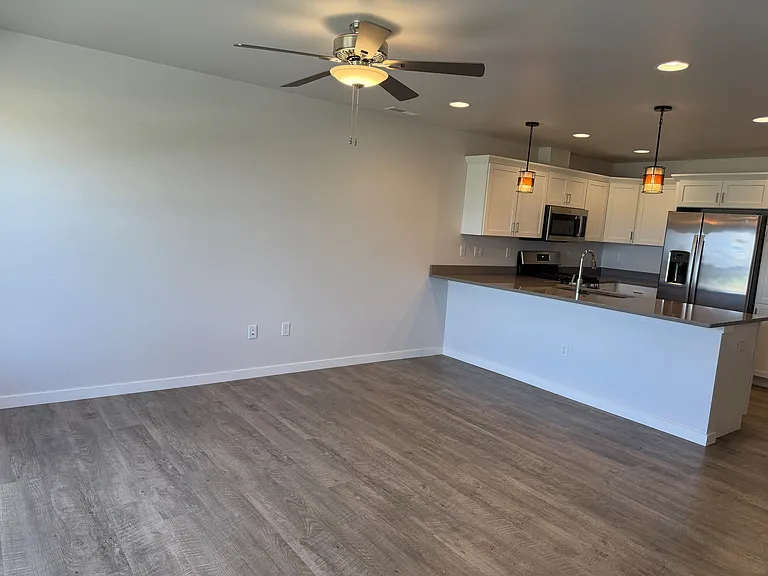 2237 Saint Andrews Dr — Photo 7