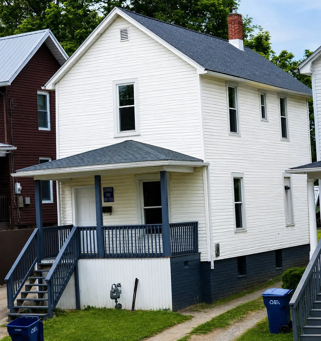 82 W State St — Photo 1